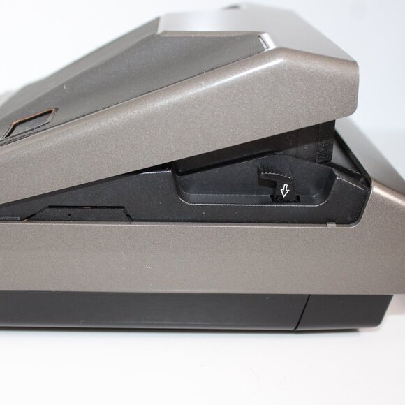 Vintage Polaroid Spectra System Camera in Original Case, Strap, Manual UNTESTED - Picture 10 of 16